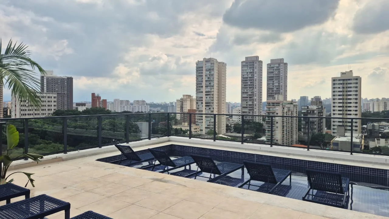 Arch Boa Vista Residence — Piscina